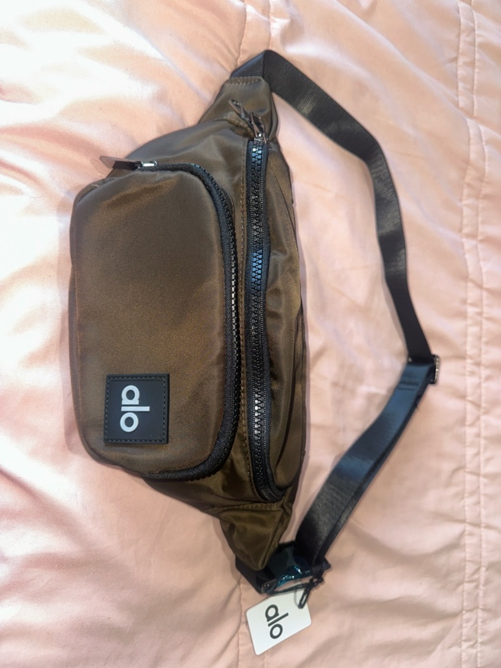 ALO Yoga Brown Belt Bag with Black Strap